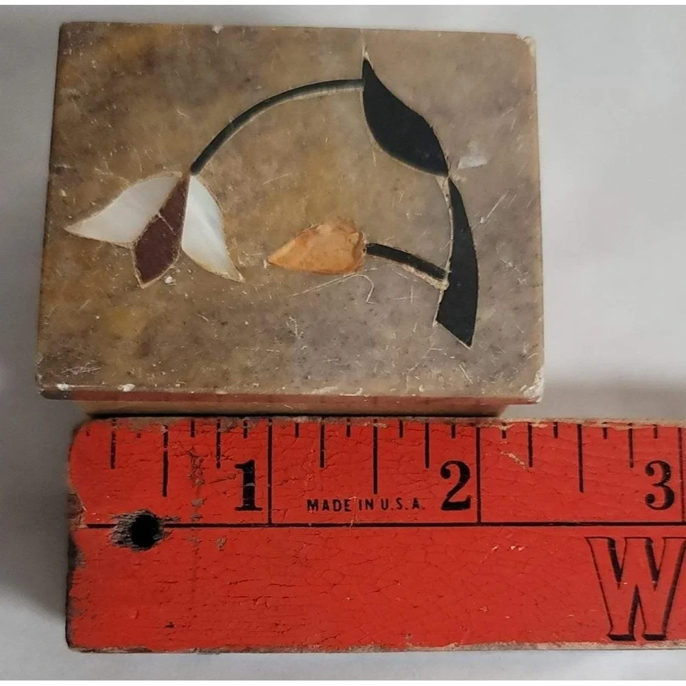 Small Brown Soap Stone Trinket Box Floral Inlay‎ Rectangle Lidded Made In India